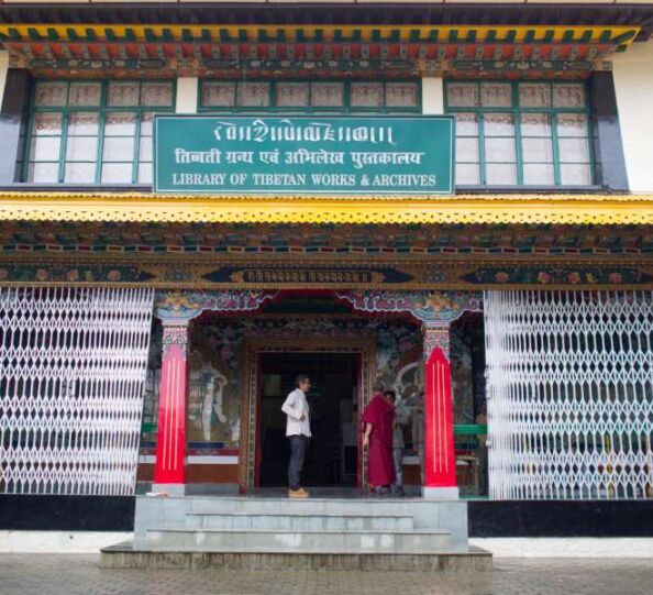 Oct2015-In Conversation with Geshe Lhakdor